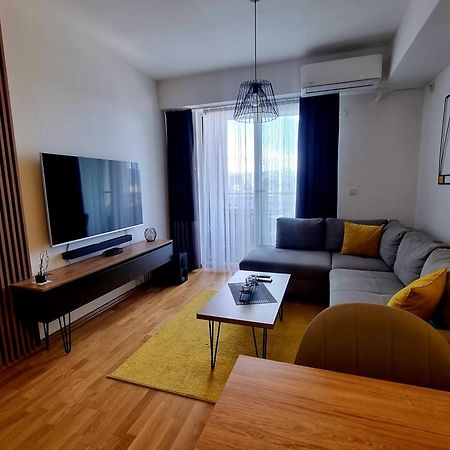 Exclusive & Modern Apartment سكوبجي المظهر الخارجي الصورة